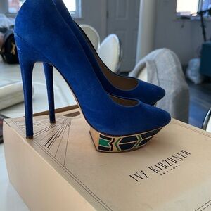 IVY KIRZHNER Royal blue lush kidsuede heels